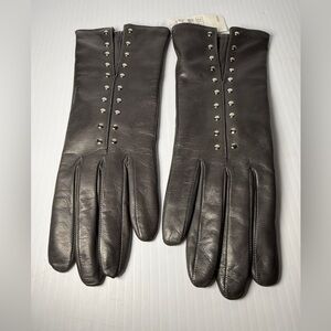 Neiman Marcus Studded Gray Leather Gloves Cashmere Lined